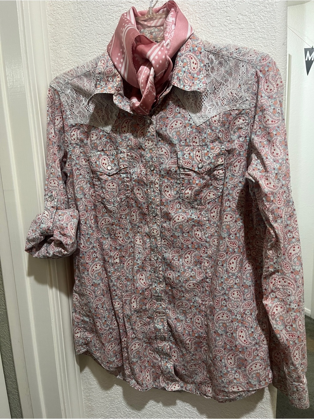 Pink and teal pearl snap wrangler button down